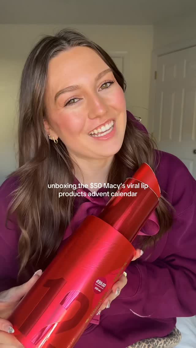 Instagram post by @sarahlynnrain for Kaja. Caption reads: [...] #macys @macys @benefitcosmetics @kajabeauty....
