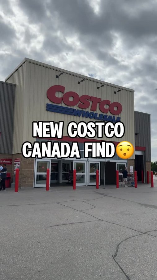 Instagram post by @couponcutiecanada for Flamingo. Caption reads: Check your Costco for the new @meetflamingo Razor.....