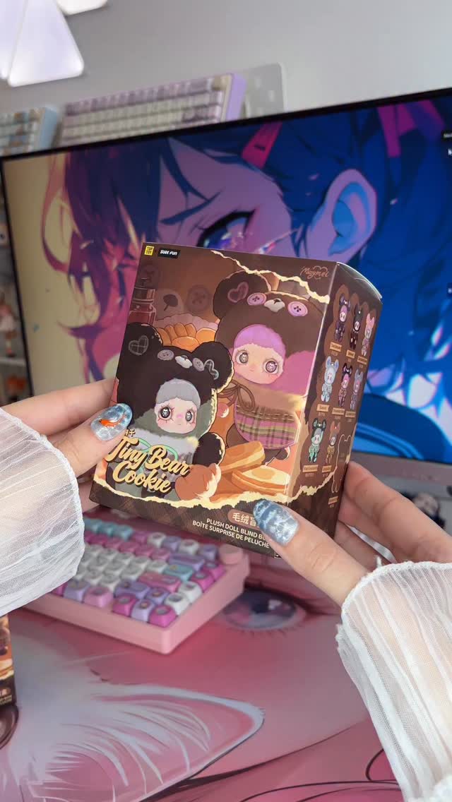 Instagram post by @elune.unboxes for Whoopea. Caption reads: [...] Blind Box 🐻🍪 ELUNE12 for 15% OFF....