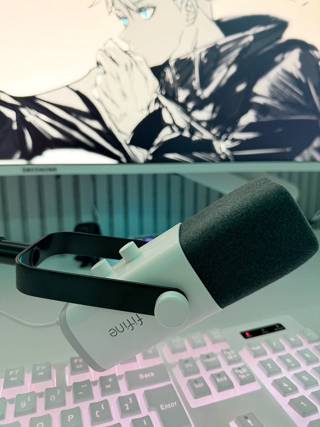 Instagram post by @kaiquecreator for FIFINEMICROPHONE. Caption reads: Minimalist design, professional audio. The new....