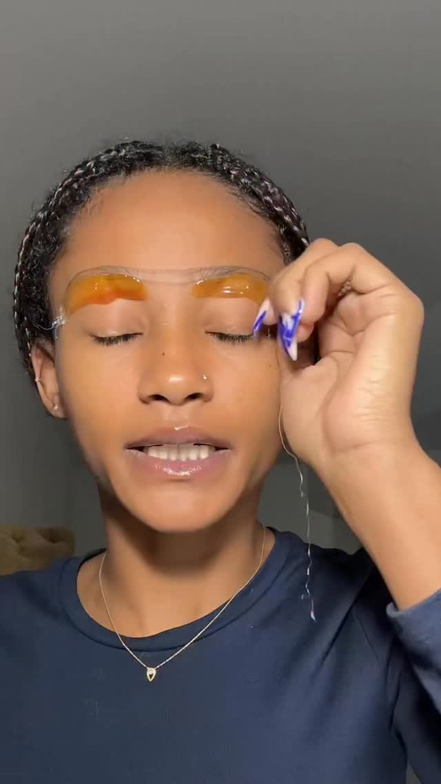 Instagram post by @my.cmr for Benefit Cosmetics. Caption reads: @benefitfrance alors ça va j’ai bien rattrapé la....