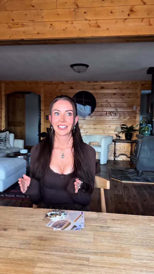 Instagram post by @misshollyallen for Fahlo. Caption reads: [...] heart is SO excited to give these!!!....