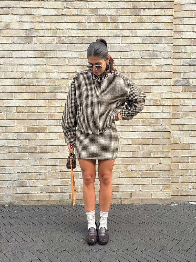 Instagram post by @imjustimmy for Forever New. Caption reads: [...] set 🤎

Obsessed with this set from....