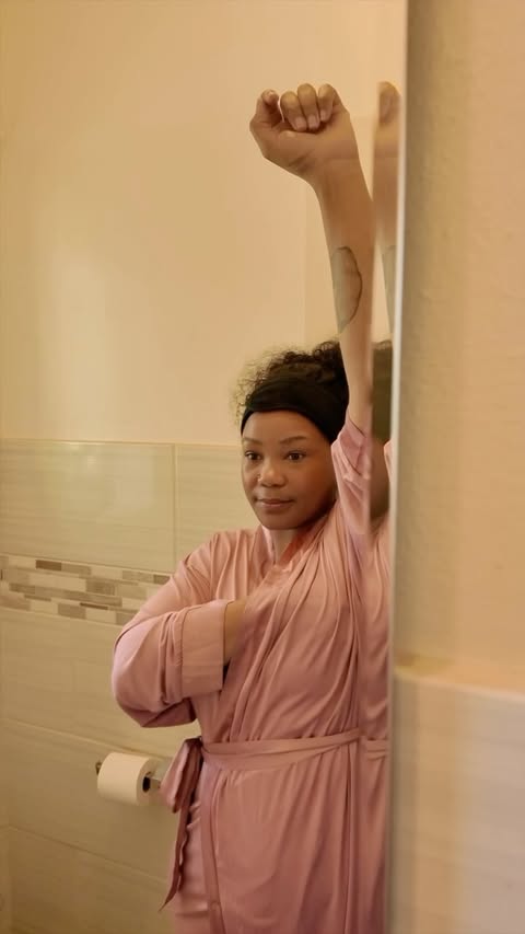 Instagram post by @yolanda.mpanza for PEP. Caption reads: [...] the cause! For every pink towel bought at....