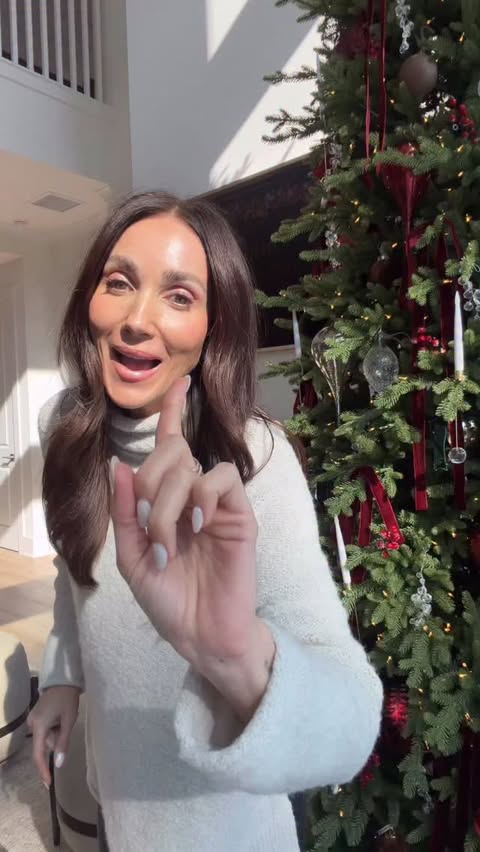 Instagram post by @anna_brstyle for DSW. Caption reads: Comment SHOP For details ❤️ I would never buy....