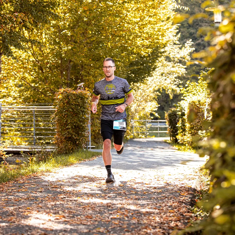 Instagram post by @running_domi for Saucony. Caption reads: Gave it all today, I guess. 🤝🏽

Wiesent....