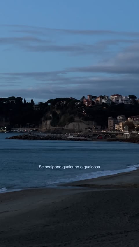 Instagram post by @_judit_s for GoPro. Caption reads: #pubblicita

Segui la strada giusta! ✨

@gopro....