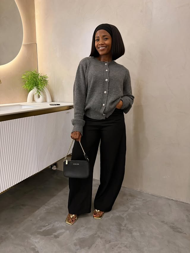 Instagram post by @_snowee for DAZY FASHION. Caption reads: Umama wasekhaya threw a fit today 🖤 Fit details....