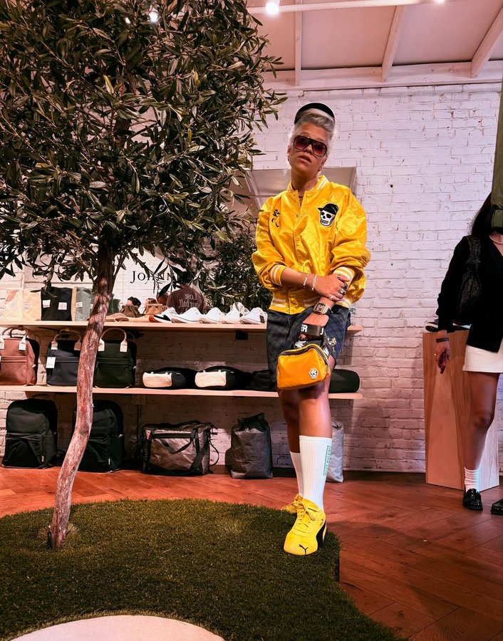 Instagram post by @vickatrillion for Johnnie Walker US. Caption reads: The drip is ACE! ⛳️ #ad
@johnniewalkerus X....