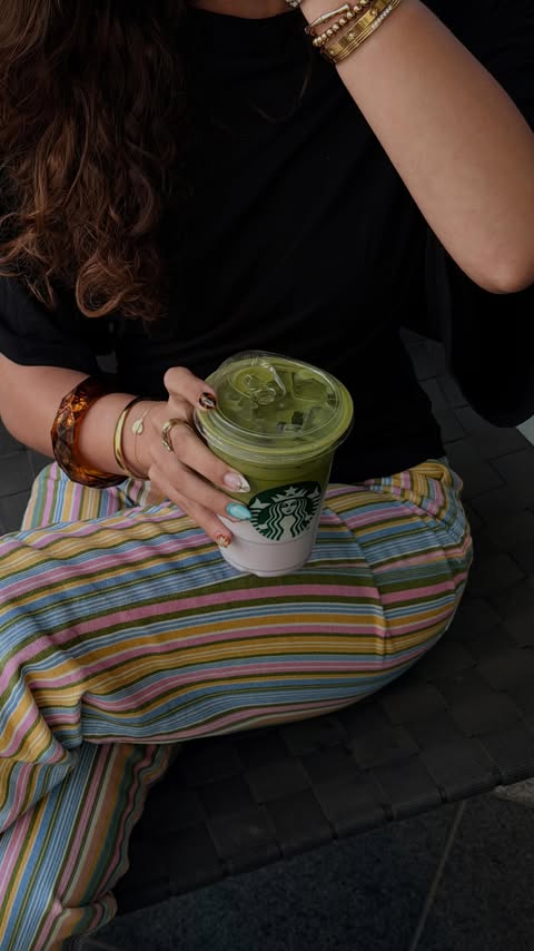 Instagram post by @scarlett_stafrace for Starbucks. Caption reads: [...] fav coffee? there’s nothing better ✨....
