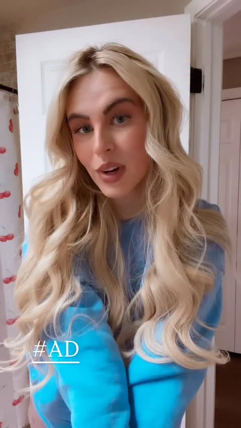 Instagram post by @kaydee.oldham for Aveeno. Caption reads: [...] what products I use. That’s why I love....