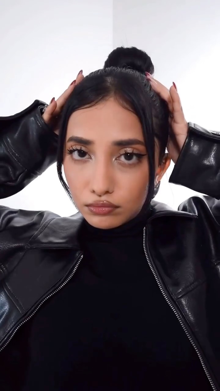 Instagram post by @themermaidscales for Fenty Beauty. Caption reads: A face full of Rihanna’s faves with the one and....