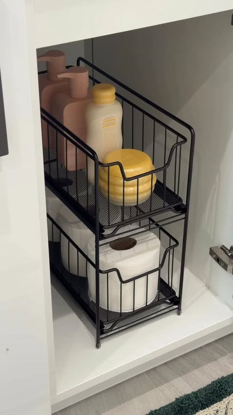 Instagram post by @arabella.stokes for Kohl's. Caption reads: [...] calm, less clutter 🌱 so i headed to @kohls....