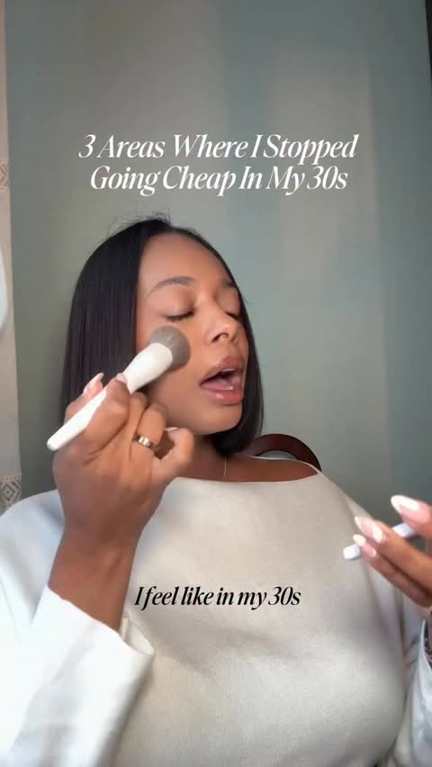 Instagram post by @iamthesocialista for AmLactin. Caption reads: #AmlactinPartner Can we talk about the shift that....