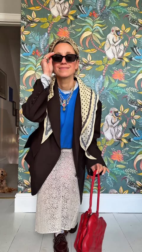 Instagram post by @goodmannersstyle for Ray-Ban. Caption reads: Hello Monday and Easter week! Very much enjoying....