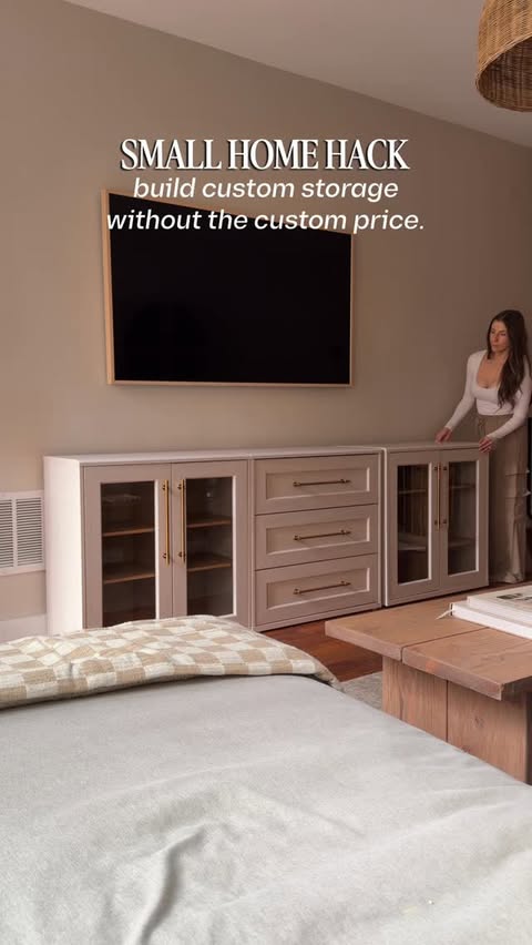 Instagram post by @bymeghang for Mopio. Caption reads: [...] for smart storage solutions, and the @Mopio....