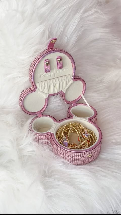 Instagram post by @sparklefairydmd for BaubleBar. Caption reads: ✨💕💫ringing in the holiday deals with @baublebar....