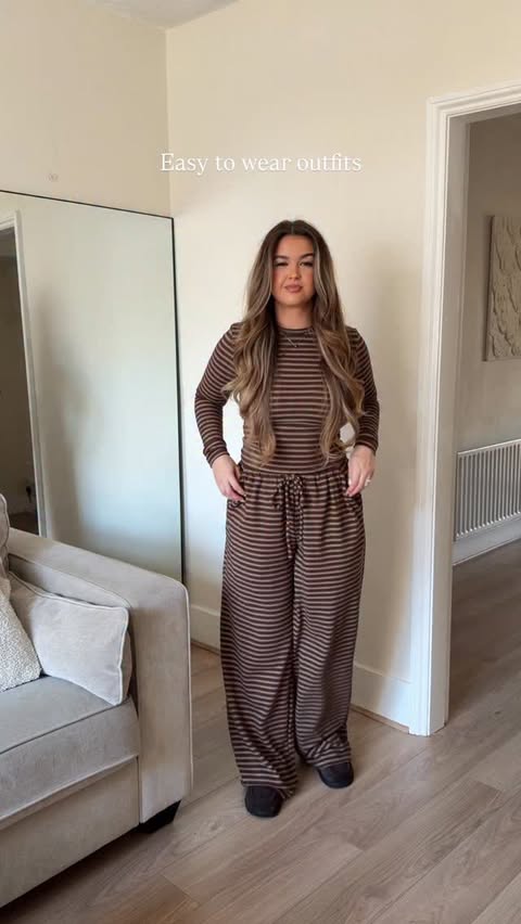 Instagram post by @chloeashoori for PrettyLittleThing. Caption reads: [...] stories ❤️ which is your fave?? 

....