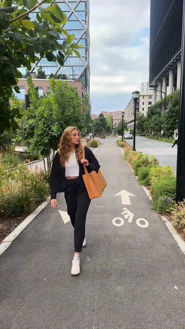 Instagram post by @abbylabar for Huel. Caption reads: [...] traveling was just made easier with @huel....