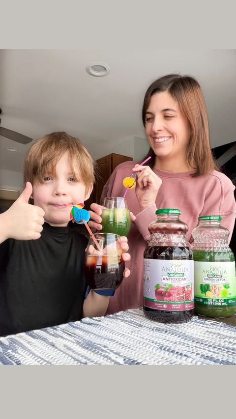 Instagram post by @dunnfamilyfun for MomSelect. Caption reads: When the kids say yes… and the ingredients make....