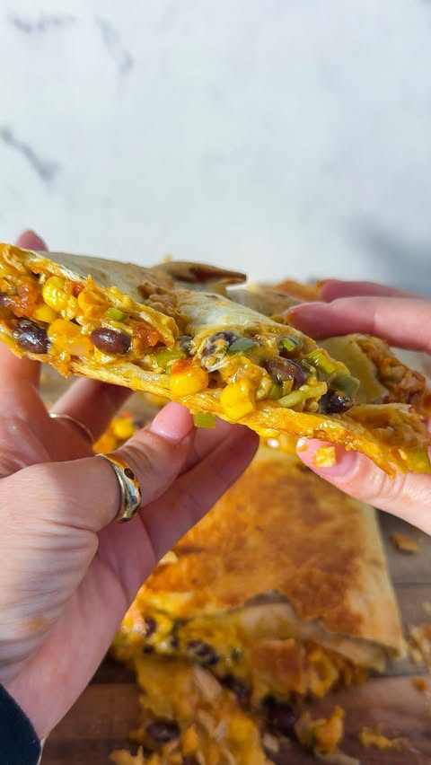 Instagram post by @alexawhatsfordinner for The Feedfeed. Caption reads: It’s #trendingtuesday and @alexawhatsfordinner is....