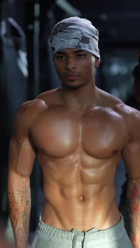 Instagram post by @jeremiahtwharton for C4 Energy. Caption reads: @c4energy gives me the best pumps #c4partner.