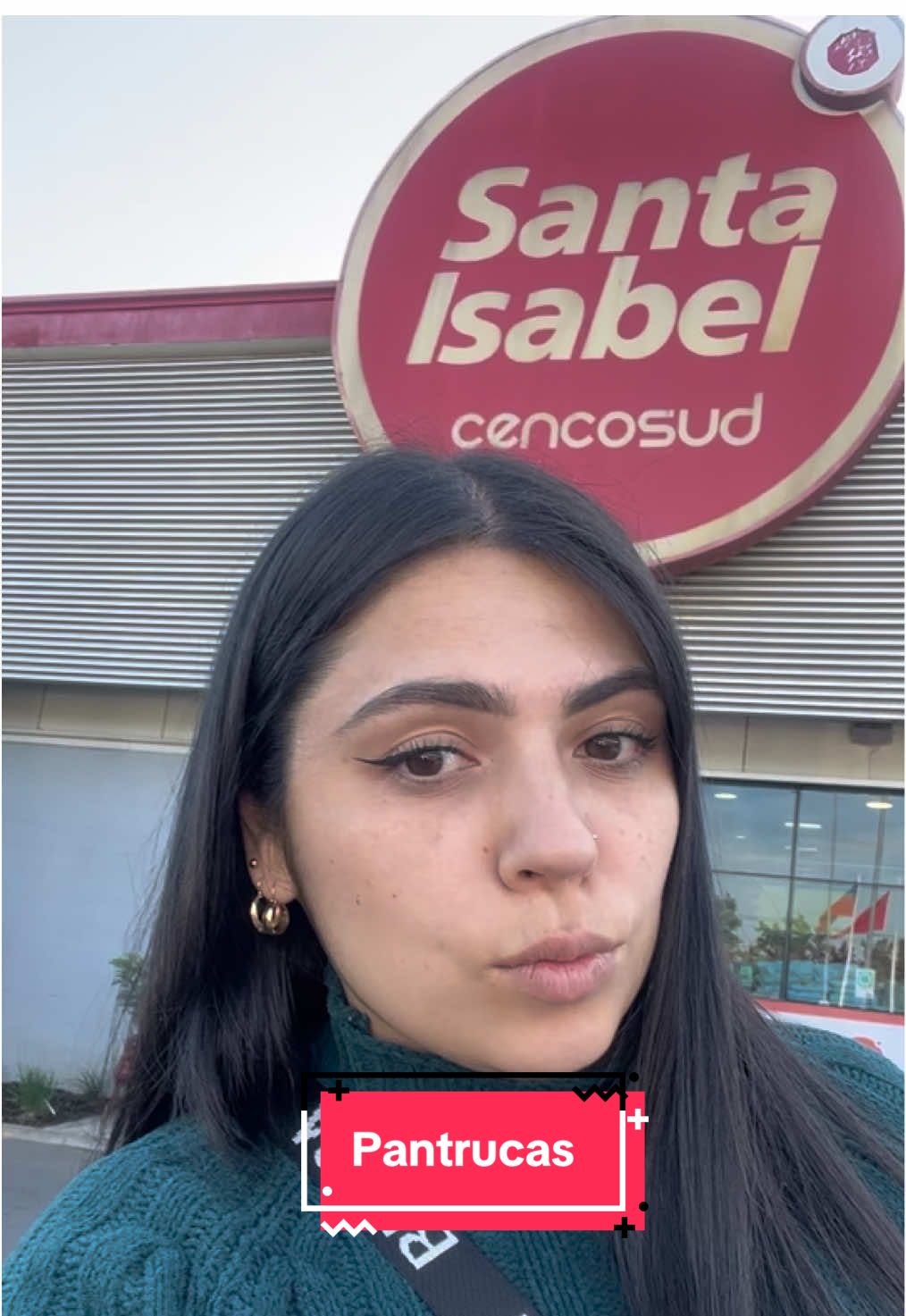 TikTok post by @gogogita for Santa Isabel. Caption reads: [...] 🍲 #Descuentos #SantasOfertas @Santa Isabel....