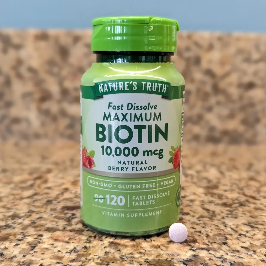 Instagram post by @reviewsby_ac for Nature’s Truth. Caption reads: ✨ #gifted by @influenster ✨

Nature's Truth Fast....