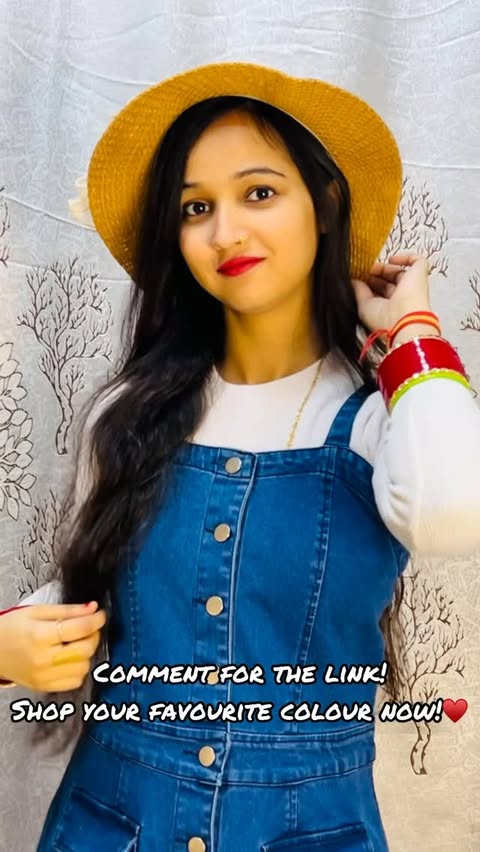 Instagram post by @mansirastogii for Snapdeal. Caption reads: Most trending denim dresses on snapdeal under ₹700....