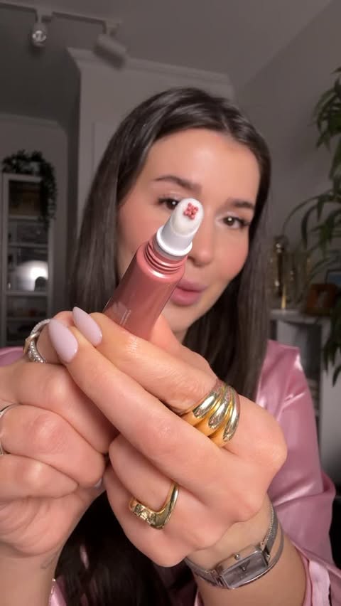 Instagram post by @mervekutlu for Note Cosmetique. Caption reads: Oy dokunmayın çok fenayımmm 😩😩 neyse yeni....