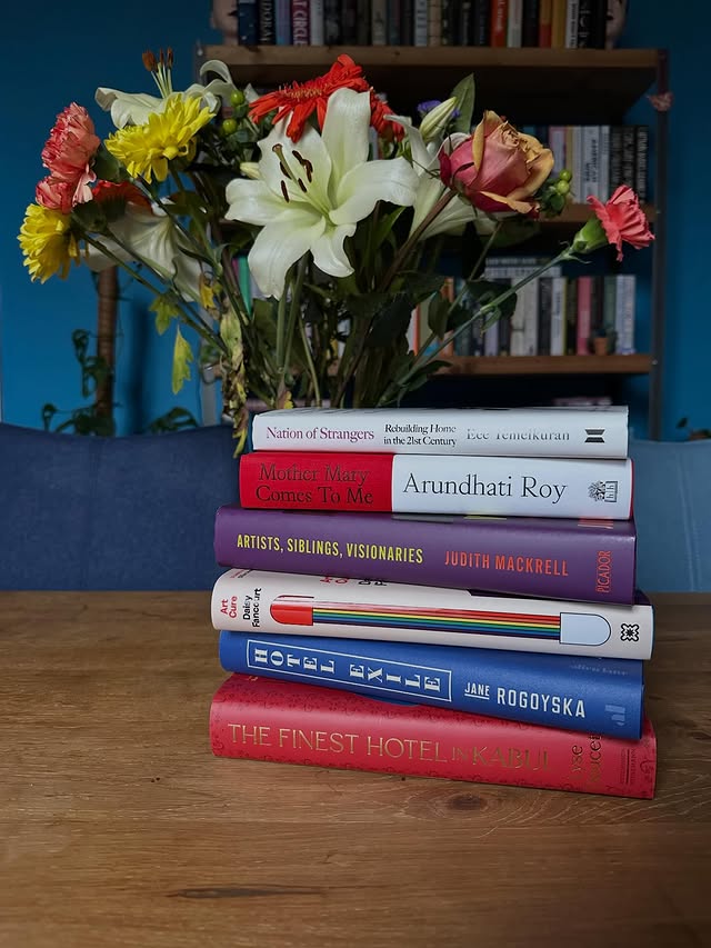 Instagram post by @thereadingpara for Women's Prize. Caption reads: [...] through the shortlist 🙌🏻 [ADPR]....