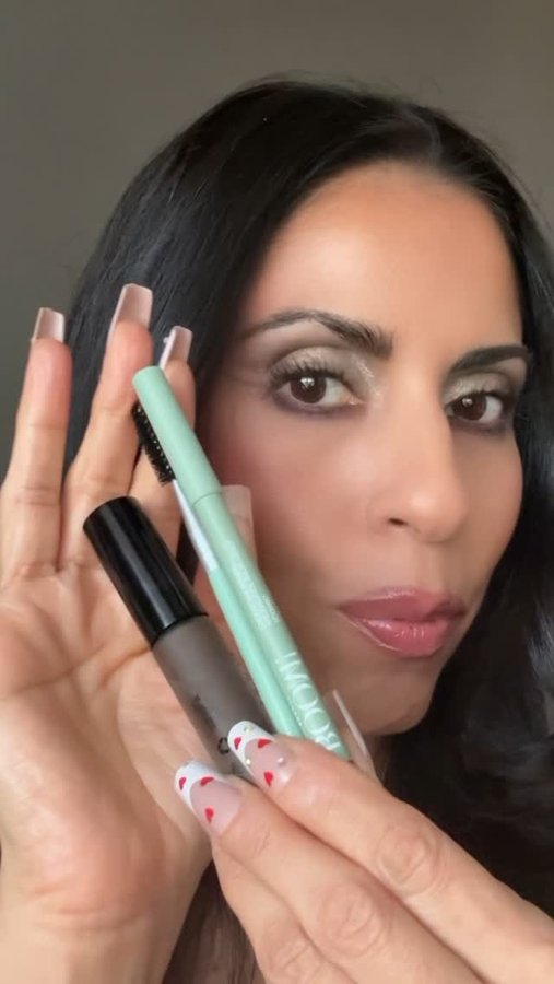 Instagram post by @beautybubble0326 for Boom Beauty. Caption reads: [...] with iconic waterproof brow pencil....