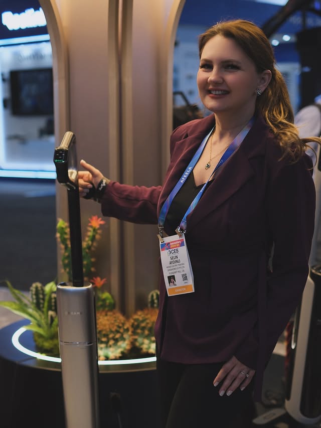 Instagram post by @selin.aydnli for Dreame. Caption reads: One of the must-visit booths at CES 2026:....