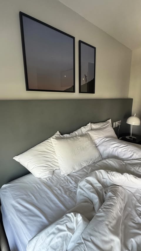 Instagram post by @gfermg for Pull&Bear. Caption reads: o si???? Ajaja 
#outfit #lifestyle #pullandbear.