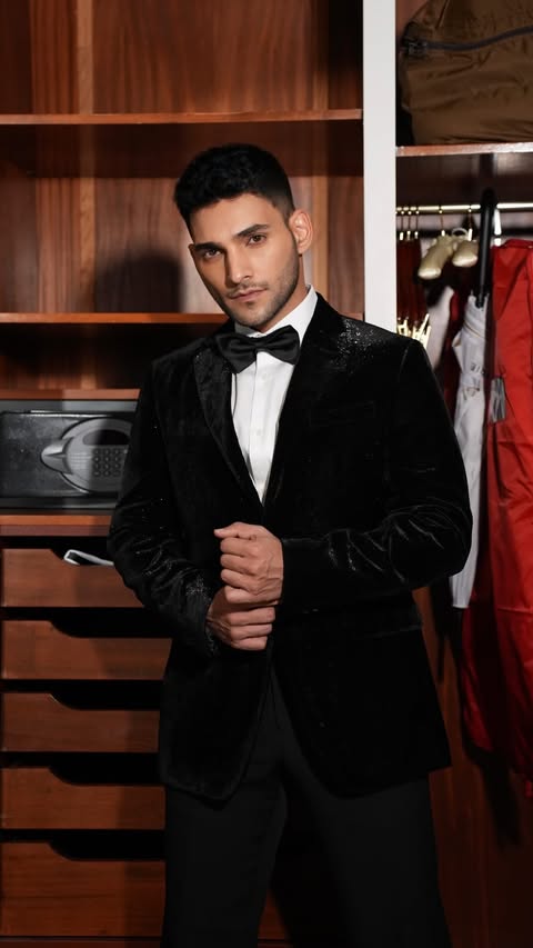 Instagram post by @behramsiganporia for RARE RABBIT. Caption reads: [...] and continued on to the Red Carpet.....