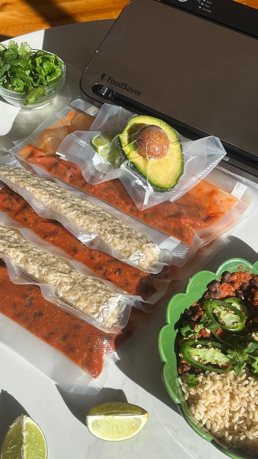 Instagram post by @chloeevegan for FoodSaver. Caption reads: [...] it perfect for meal prep using the....