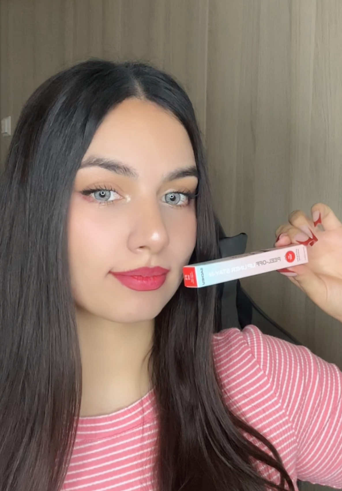 TikTok post by @zeeba.m for Sacheu. Caption reads: One of my favorite products👌🏻 stays all day long....