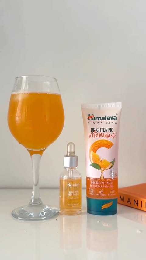 Instagram post by @florocina for Himalaya Face Care. Caption reads: My orange obsession officially made it to my....