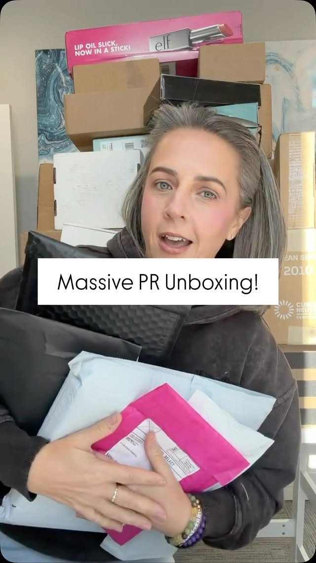 Instagram post by @kellyrosesarno for Anastasia Beverly Hills. Caption reads: [...] @drinkolipop @hourglasscosmetics....