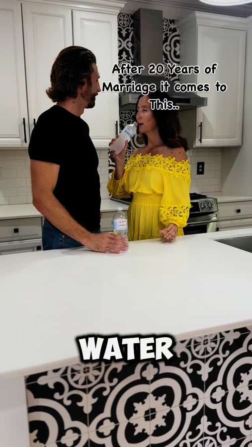 Instagram post by @lifewithchrisanderin for Splash Refresher. Caption reads: Truth or Husband…💯👆🏼🤣
I like her better....