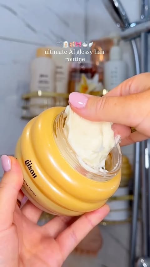 Instagram post by @byemmaleah for Living Proof. Caption reads: [...] ceramide therapy hair mask* @livingproofuk....