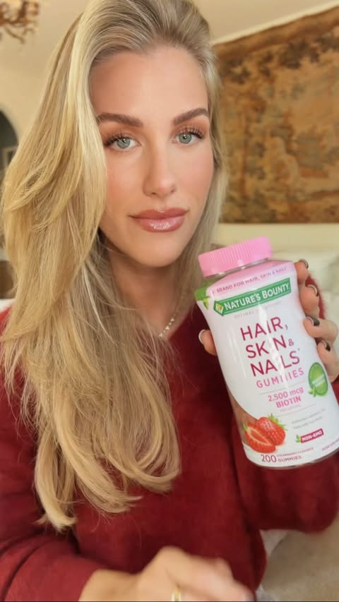 Instagram post by @ashley.paiige for Nature's Bounty. Caption reads: #NaturesBountyPartner @naturesbounty Hair, Skin &....