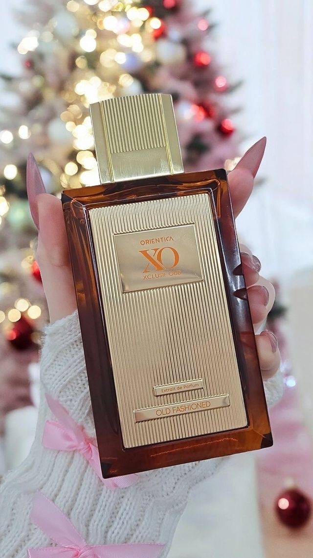 Instagram post by @glamfragranceaddict for Orientica Perfumes. Caption reads: Happy Thursday Loves 🎀 

It’s been quite the week....