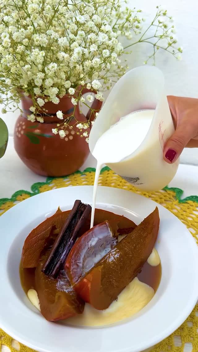 Instagram post by @presleyspantry for Real California Milk. Caption reads: Some might call Calabaza en Tacha con Leche the....