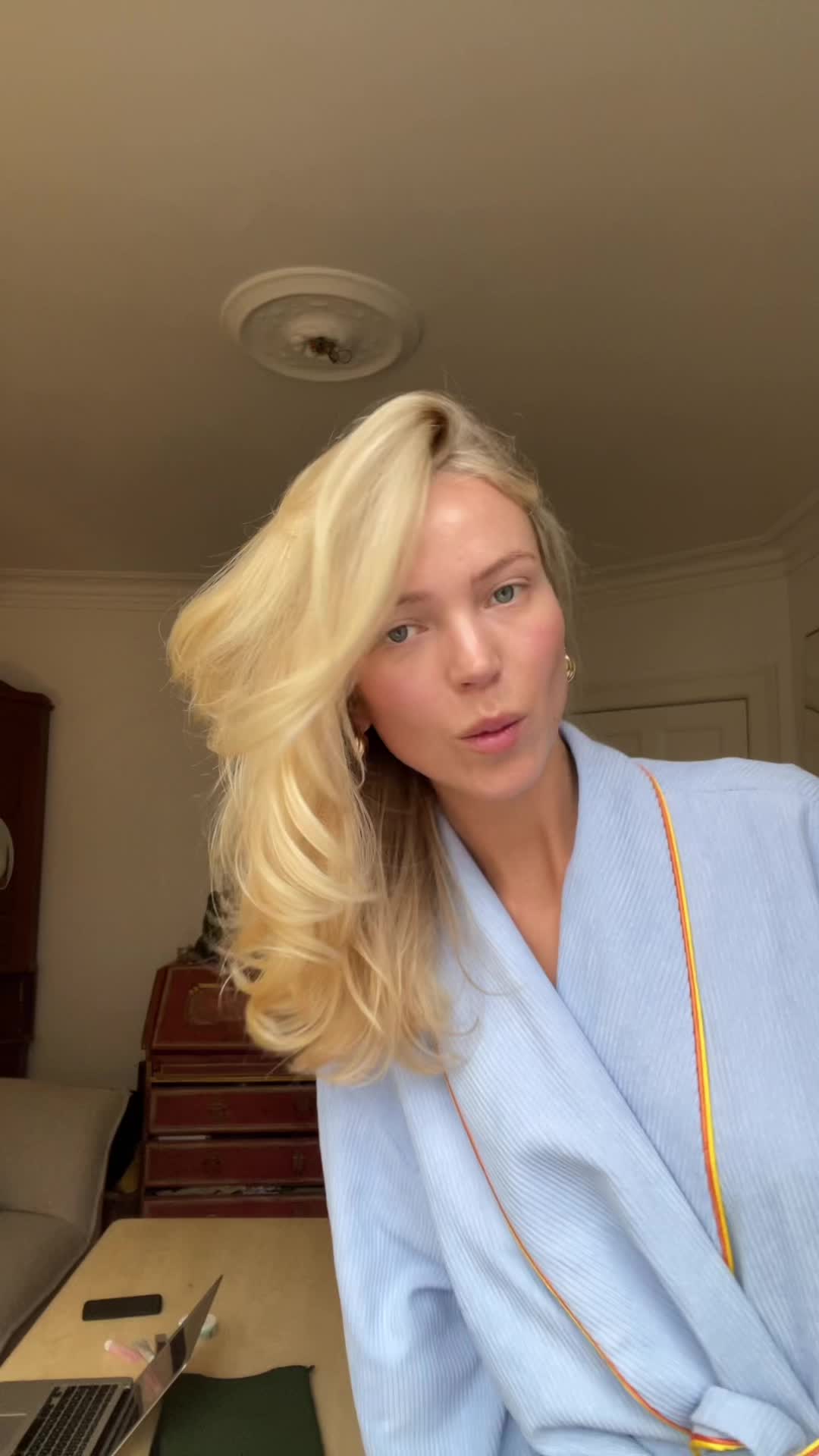 TikTok post by @katarinakrebs5 for Bangerhead. Caption reads: [...] routine! Using GHD and Nioxin from....