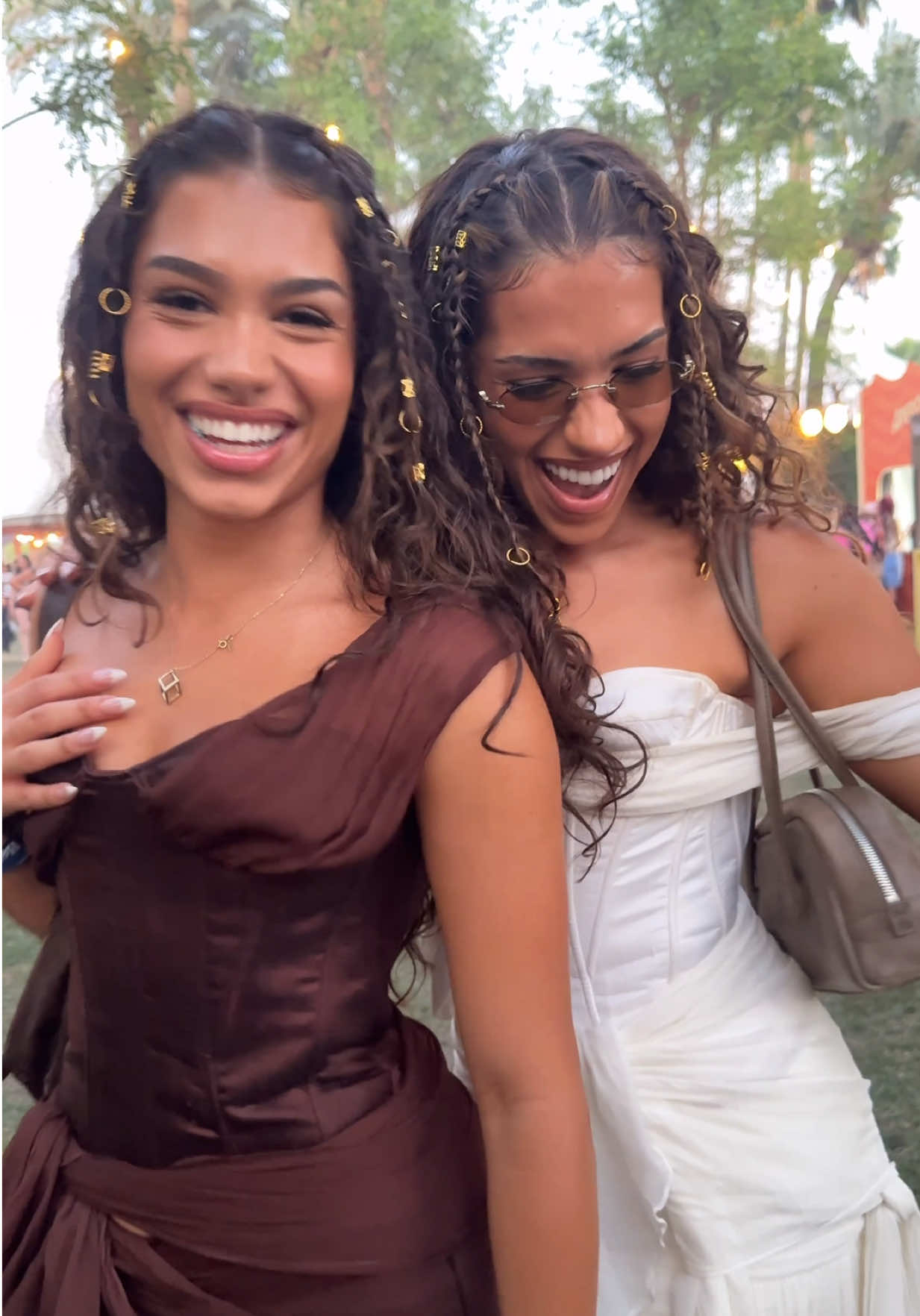 TikTok post by @miantwins for Bondisands. Caption reads: [...] us glowing this whole weekend 🩵✨....
