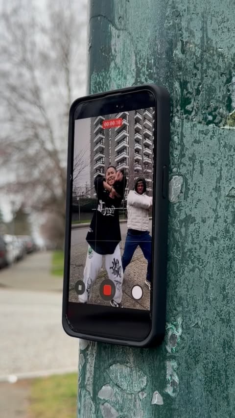 Instagram post by @oohelendang for MagBak. Caption reads: [...] Code -....