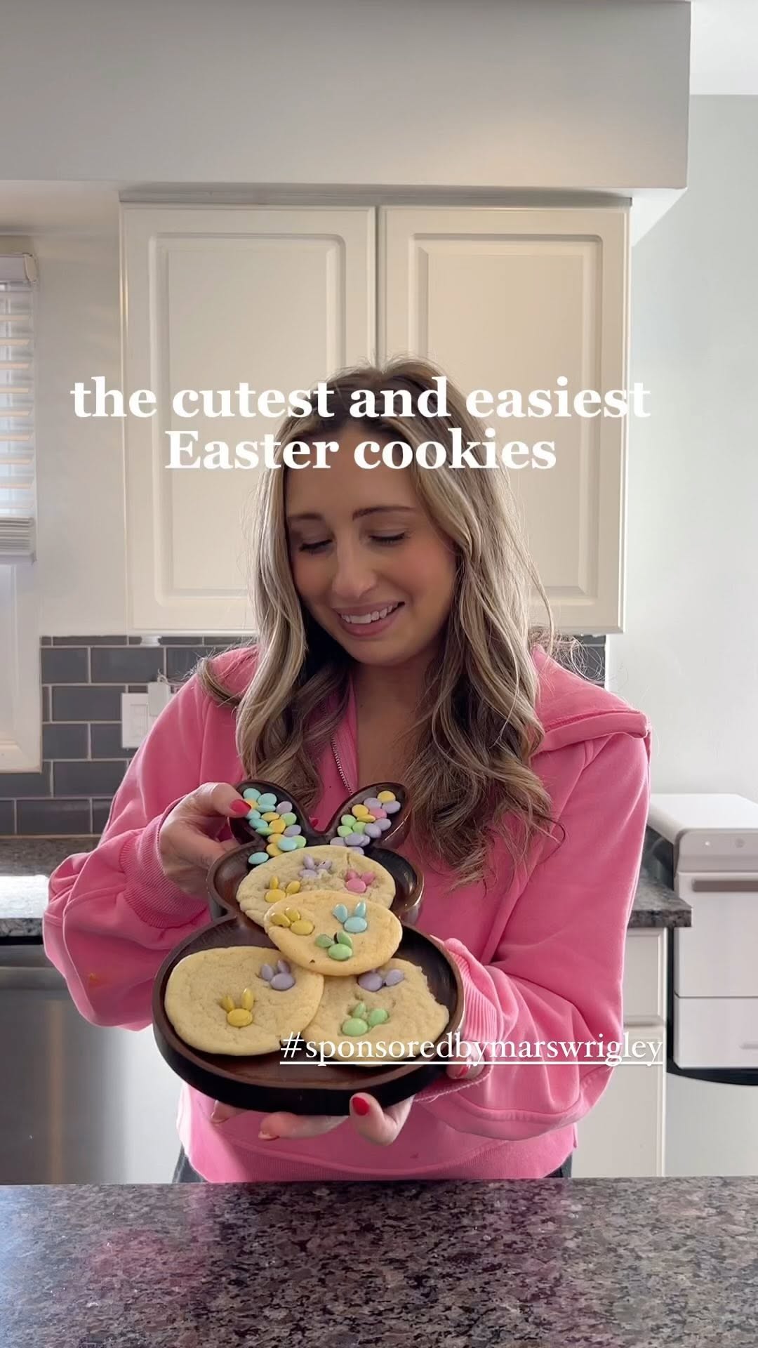 Instagram post by @hellolaurenashley for SheSpeaks. Caption reads: #sponsoredbymarswrigley The cutest Easter cookies....