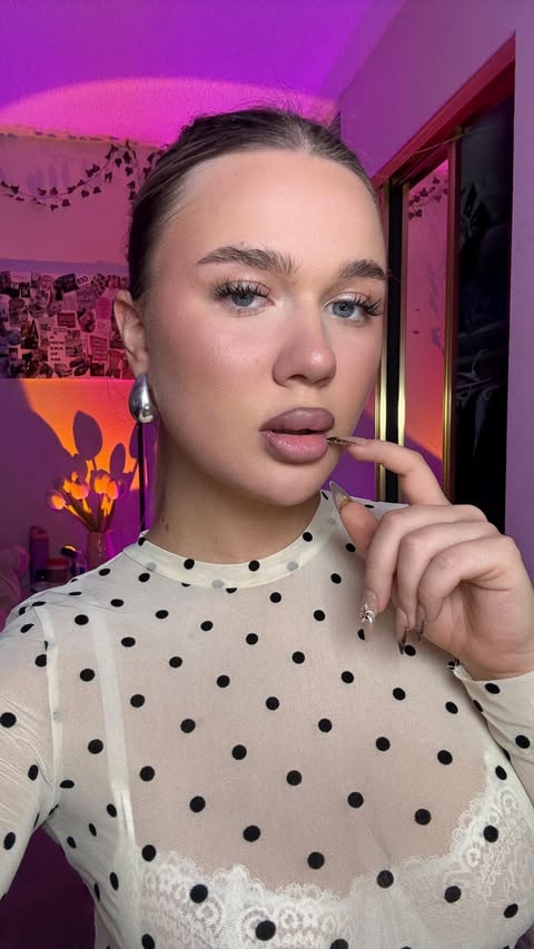 Instagram post by @savchenkaaa for Kaja. Caption reads: Soft sculpted glow ✨ the Kaja Face Bento gives the....