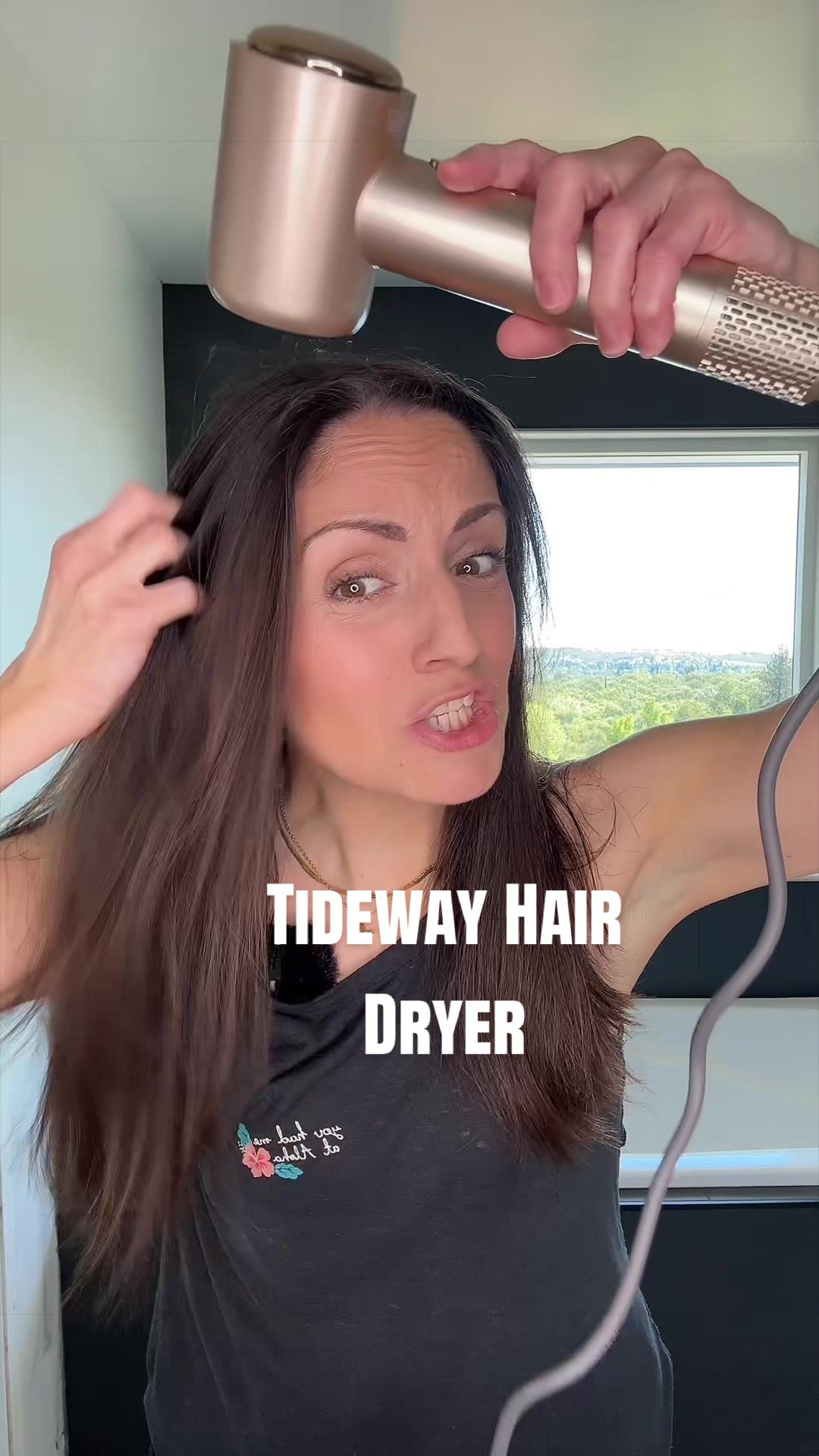 TikTok post by @michelle_mays for Tideway. Caption reads: [...] hair without extra damage to your hair.....